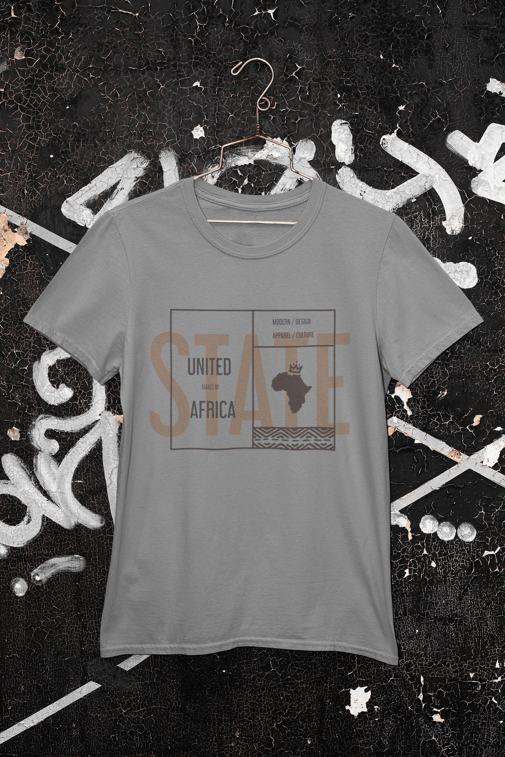African State T-shirt featuring powerful graphics celebrating unity and diversity in Africa.